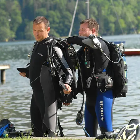 Apart-faakersee Apartman *